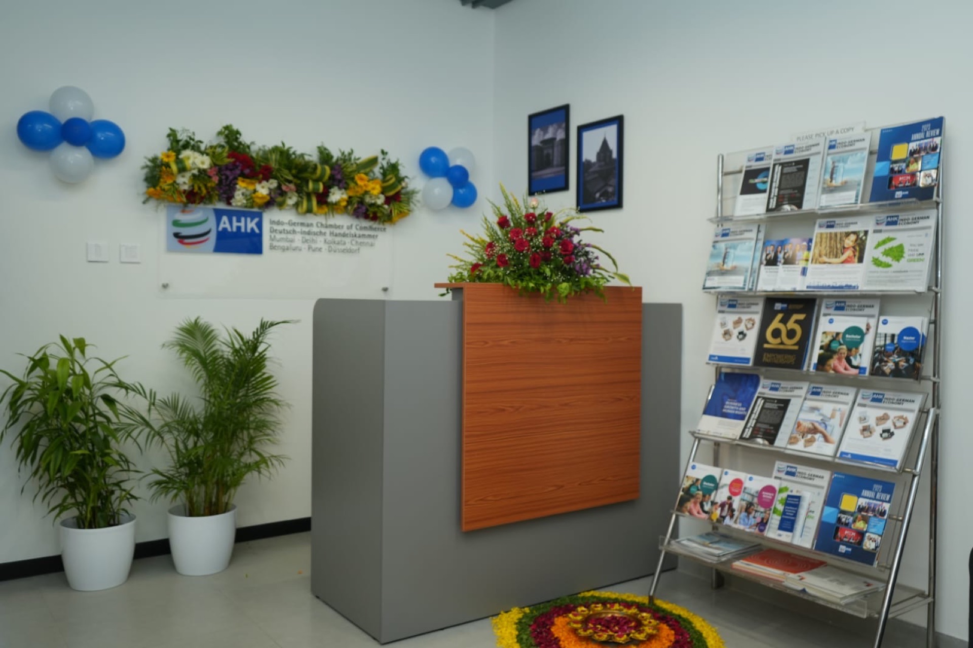 IGCC — corporate office interior