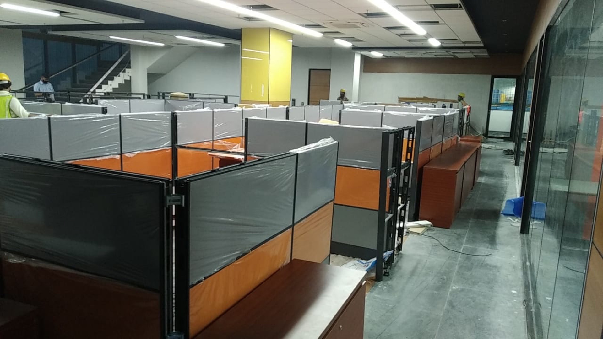 Workstation installation in progress