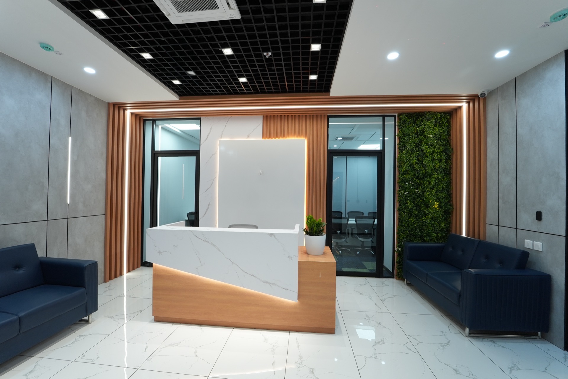 Glass partition detail