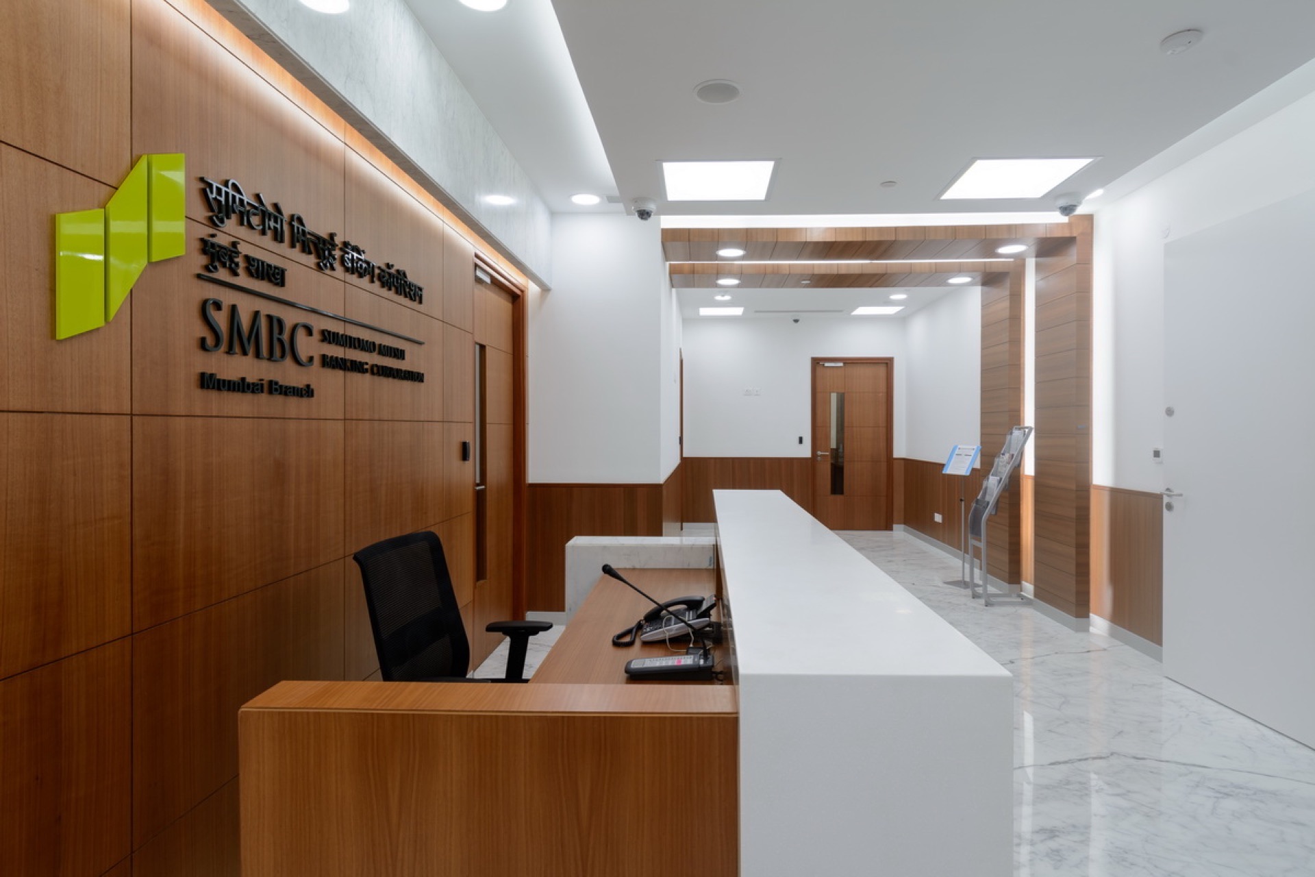 Executive corridor